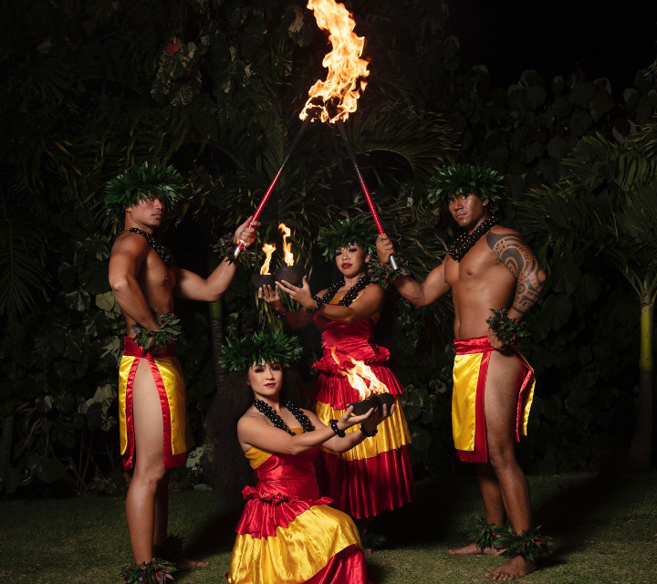 Activity must have a file with Key=Card to satisfy this template. If image is present but this message is displayed then the Title for that image is missing.